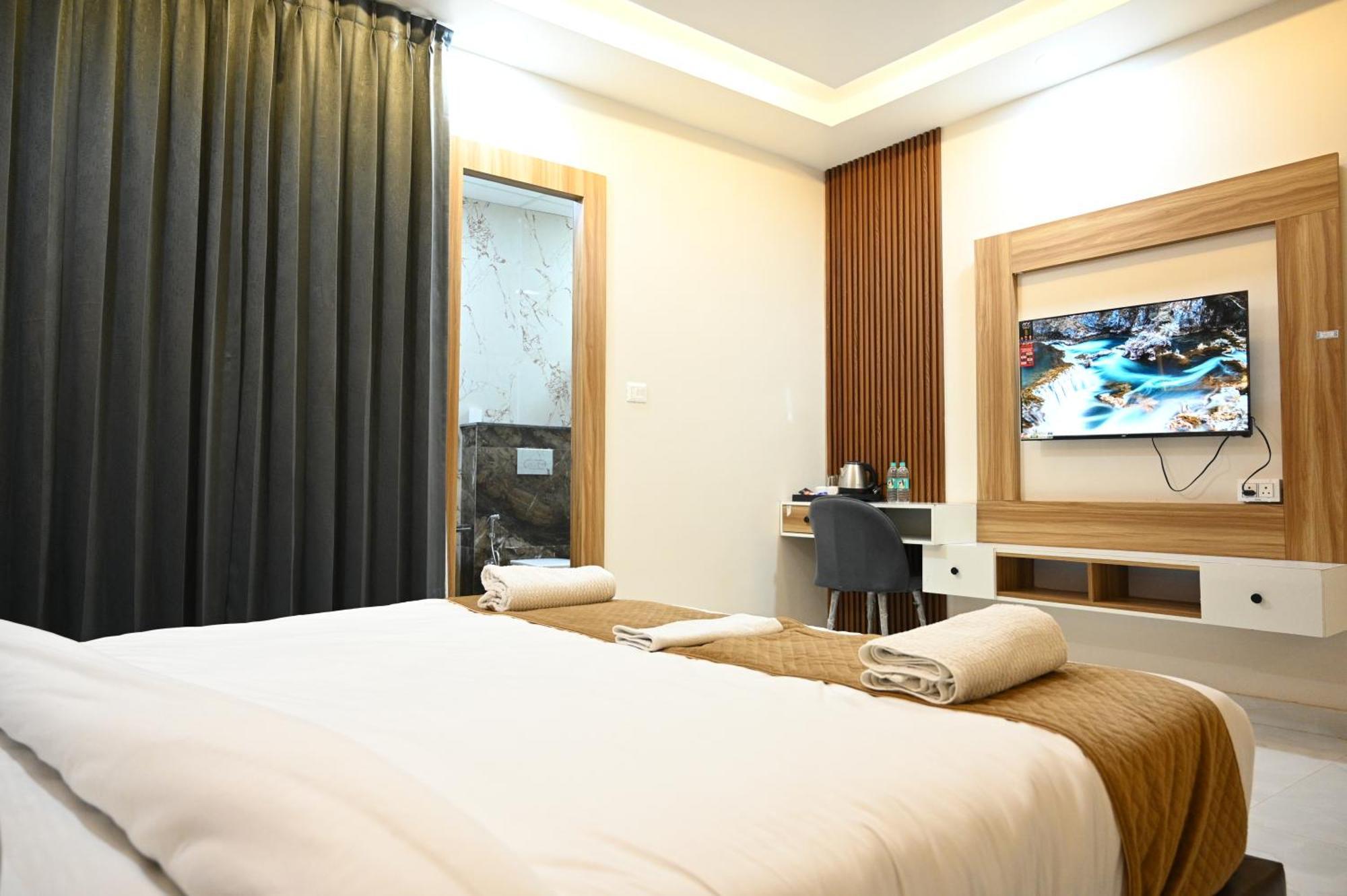 The Janki Hotel Ayodhya Exteriér fotografie