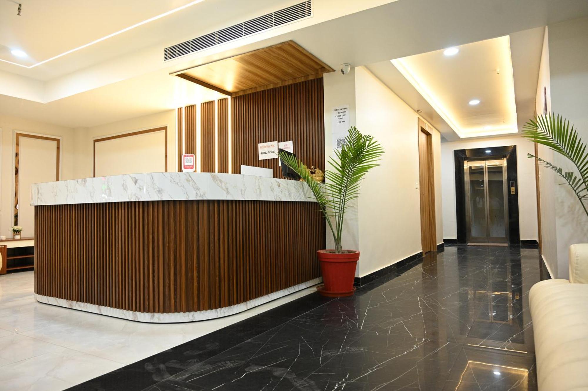 The Janki Hotel Ayodhya Exteriér fotografie