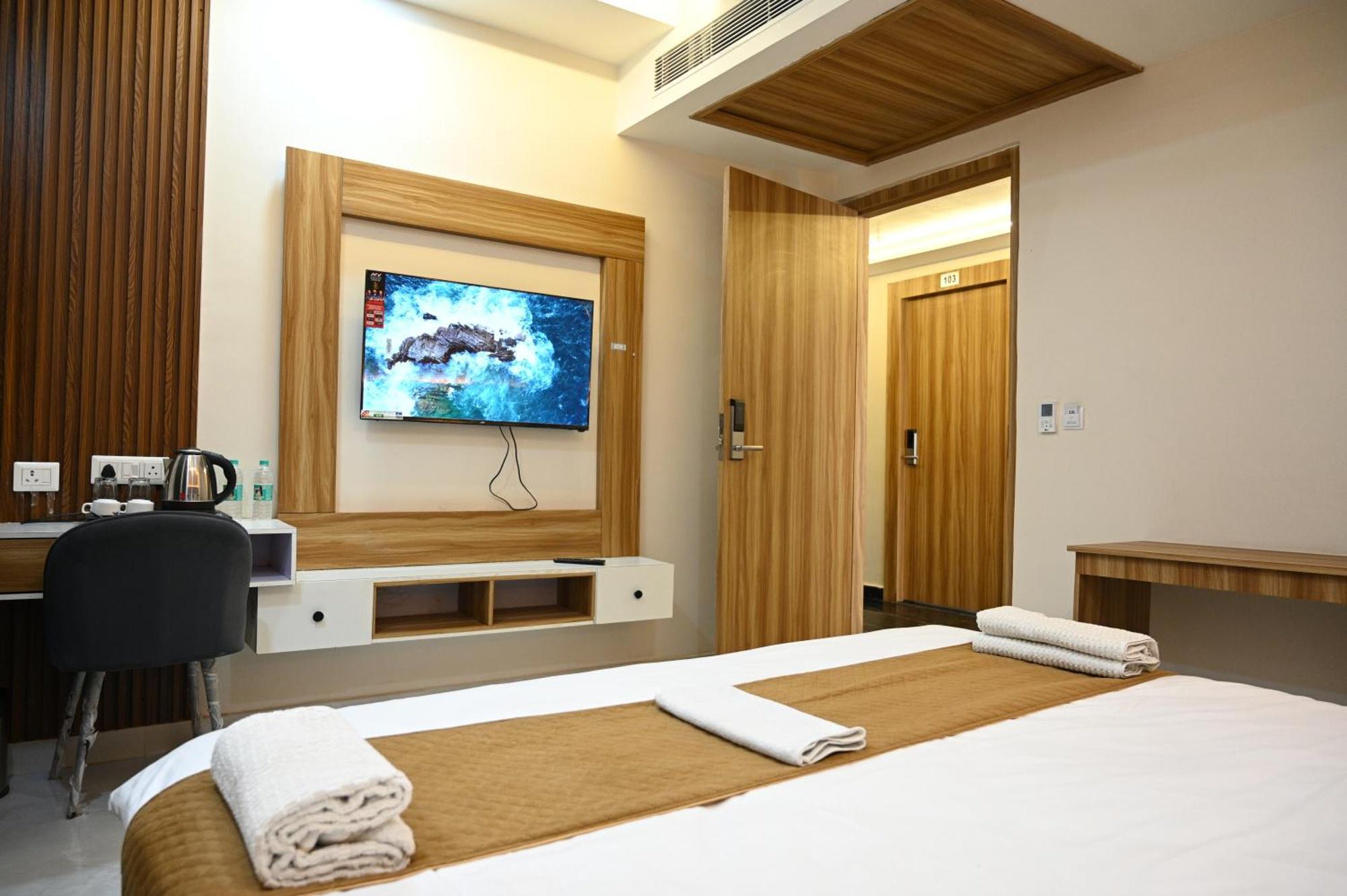 The Janki Hotel Ayodhya Exteriér fotografie